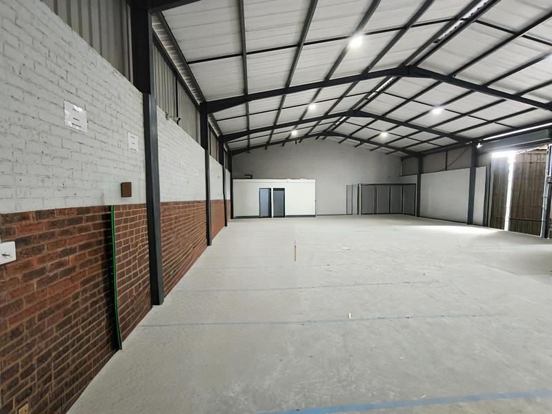 To Let Commercial Property for Rent in Southernwood Eastern Cape
